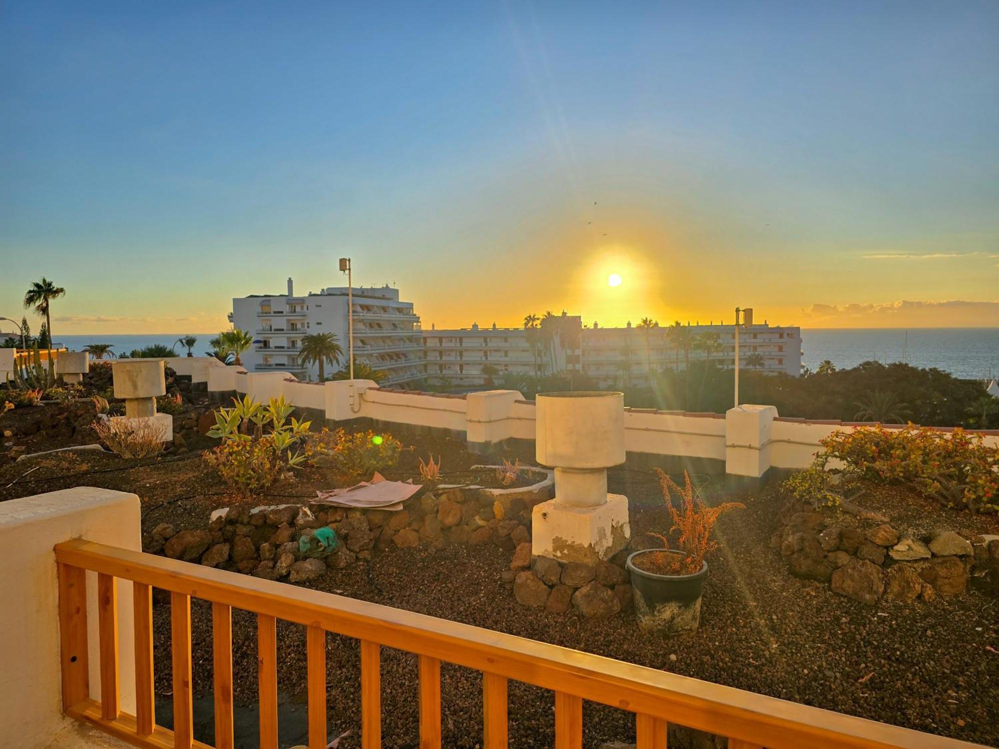Aqua Sun Los Geranios By Helloapartments 아데제 외부 사진